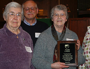 PIN gives award to Sisters of the Presentation